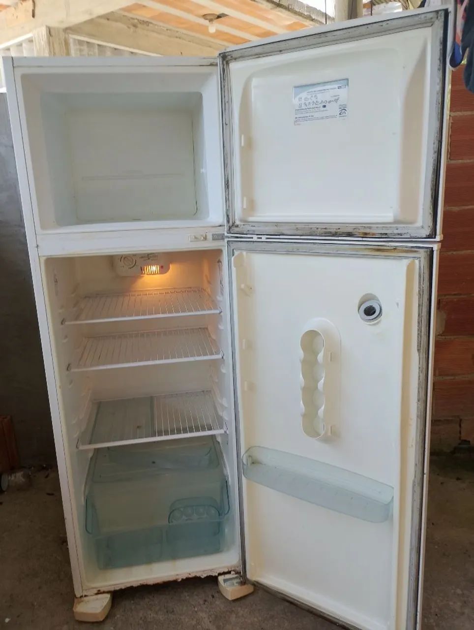 GELADEIRA DUPLEX, COM DEFEITO  - Foto 2