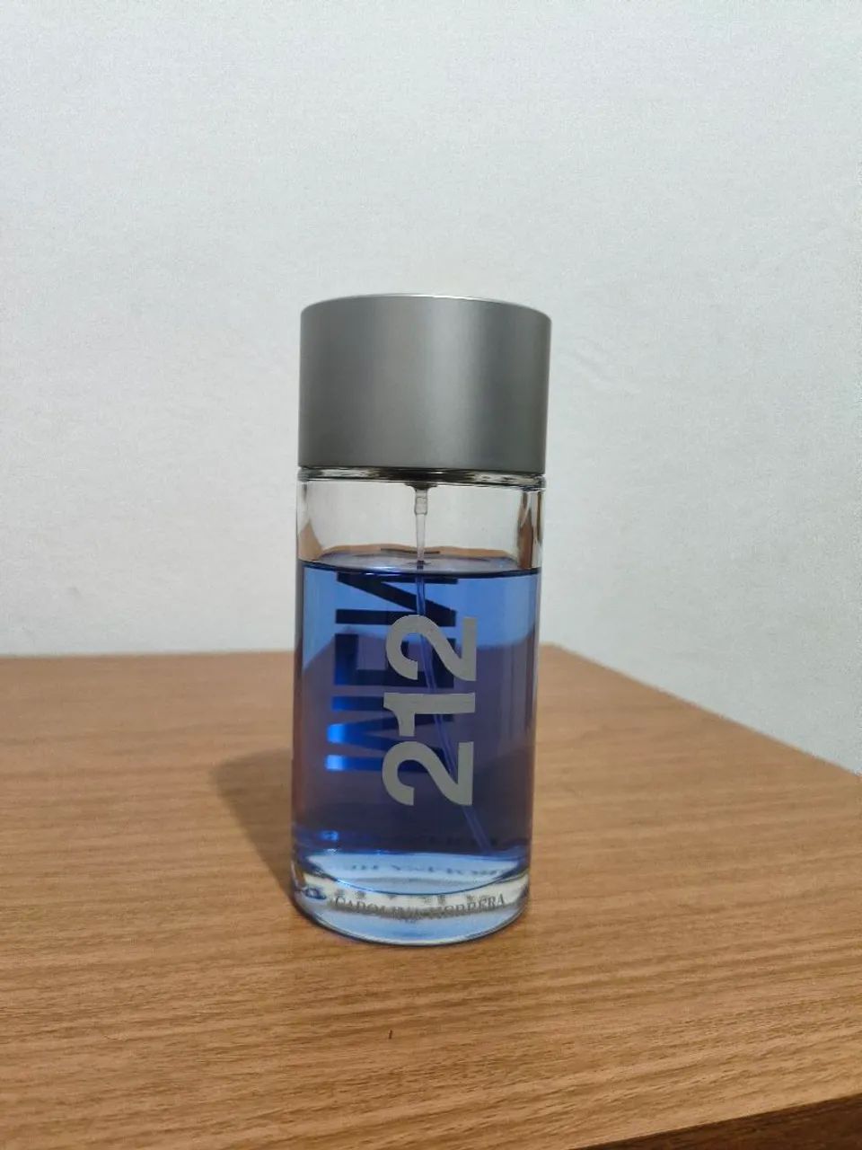 PERFUME 212 NYC MEN 200ML  - Foto 3