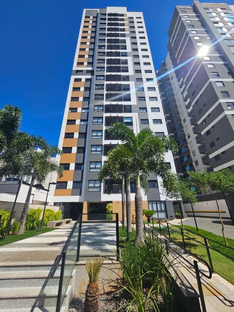 LOCAÇÃO | Apartamento, com 1 quartos em Zona 08, Maringá
