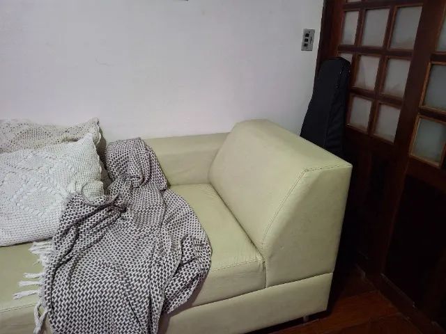 Divá  para pacientes em analise.Confortavel e conservado - Foto 3