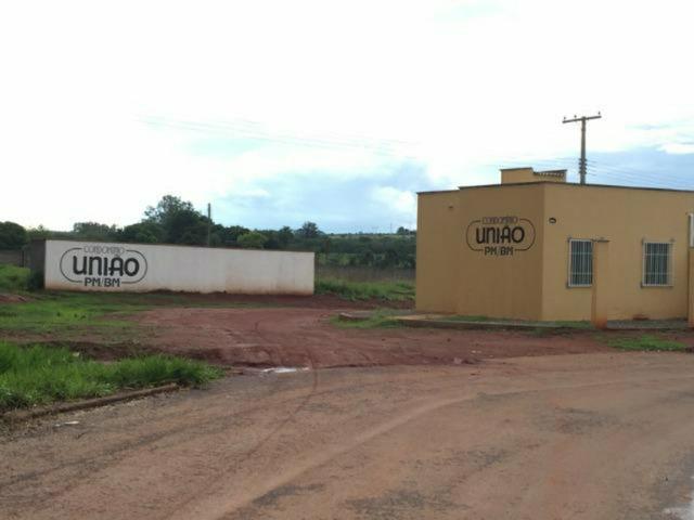 Lote em Goiânia- condomínio fechado