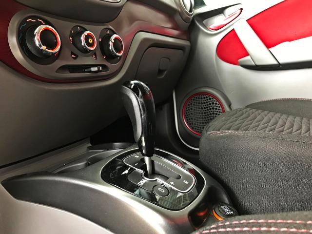 Fiat Palio Sporting 1.6. Branco 2015/2016 - Foto 9