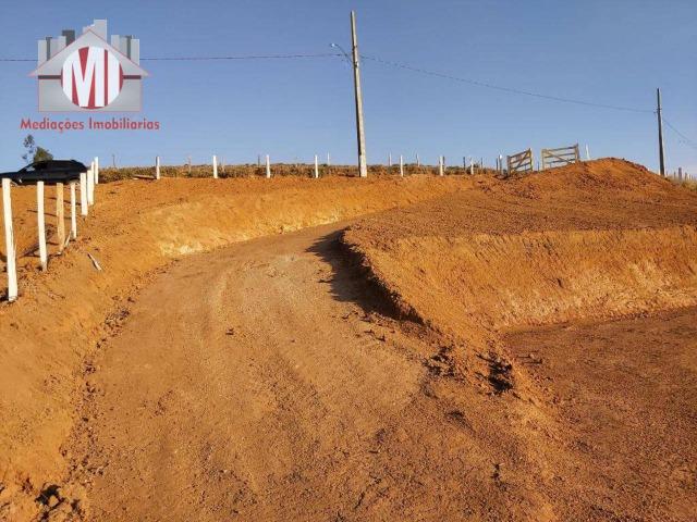 Lindo terreno com escritura, poço semi-artesiano e energia elétrica em Pedra Bela - Foto 15