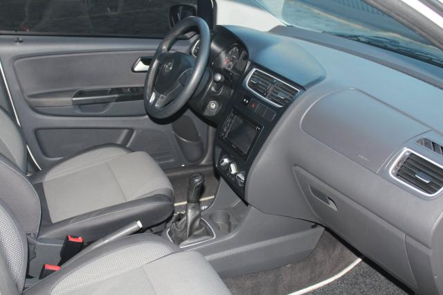 VOLKSWAGEN SPACEFOX 2012/2012 1.6 MI 8V FLEX 4P MANUAL - Foto 5