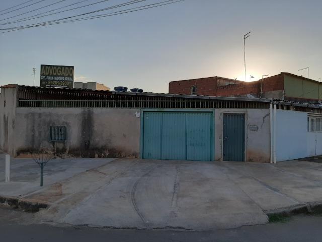 Casa de Esquina em Samambaia - Foto 2