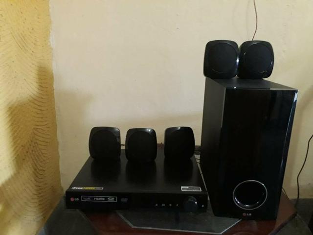 Home theater LG 5 caixas - Foto 2