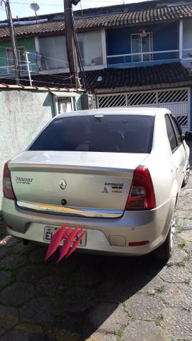 Logan 2011 1.6 8v tabela 21.362,00