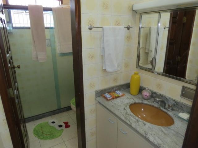 Casa linear com 5 qts, 2suítes, 2vgs - Foto 9