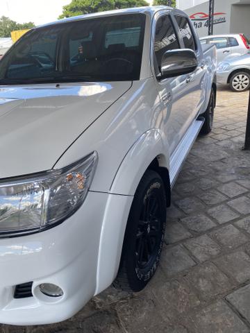HILUX SRV 2013 aro 17 automática 198.000 km