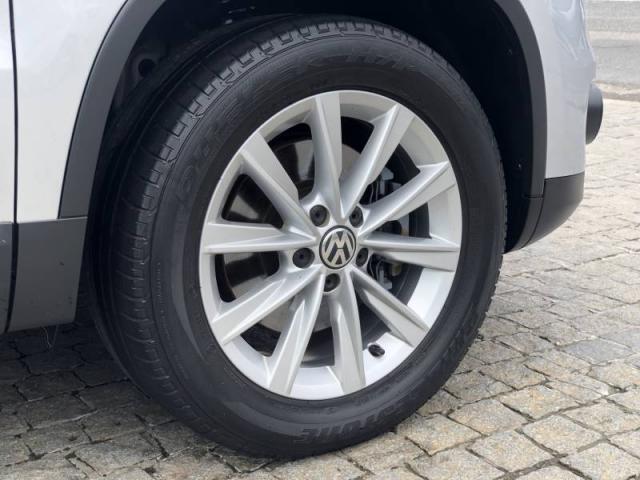 Volkswagen TIGUAN 2.0 - Foto 12