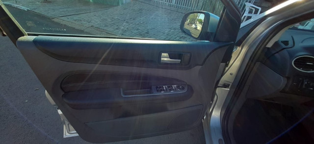 Vendo ford focus hatch 2.0 aut. flex - Foto 6