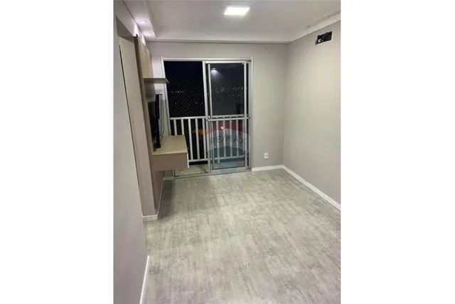 Apartamentos com piscina com 2 quartos no Jardim São Francisco