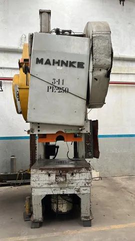 Prensa Excêntrica Mahnke 250 T (Usada)
