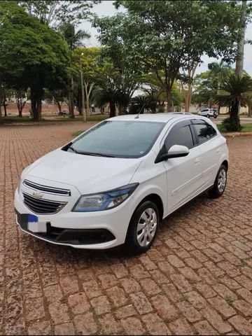VENDO ONIX LT 1.4 PARCELO NO BOLETO/PROMISSÓRIA  - Foto 4