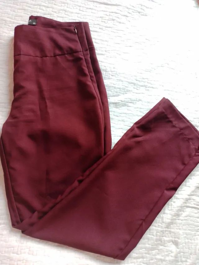 Calça bordô alfaiataria