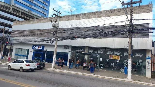 Loja no Alto dos Cajueiros para Locação com 250 m2 , área nobre.