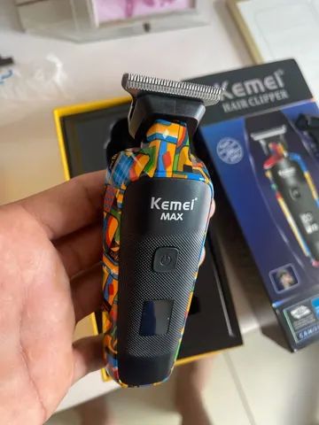 Máquina Profissional Kemei Max 