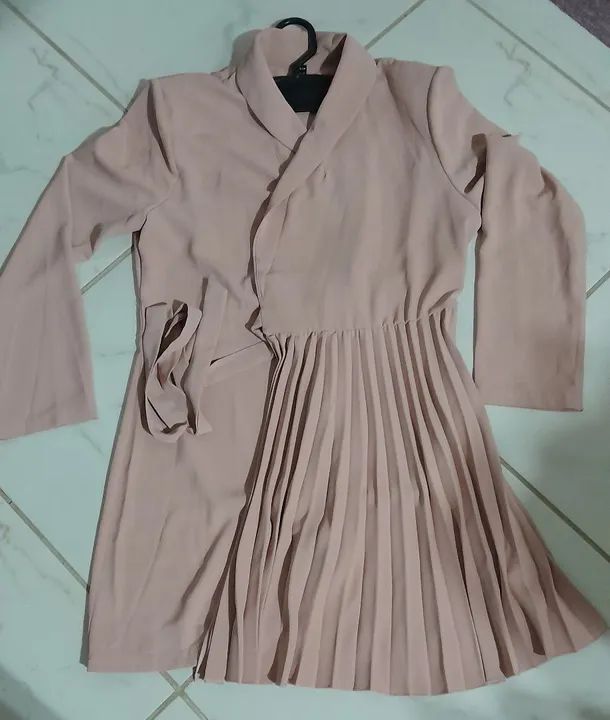 Vestido Midi Plissado Rosa - Foto 2