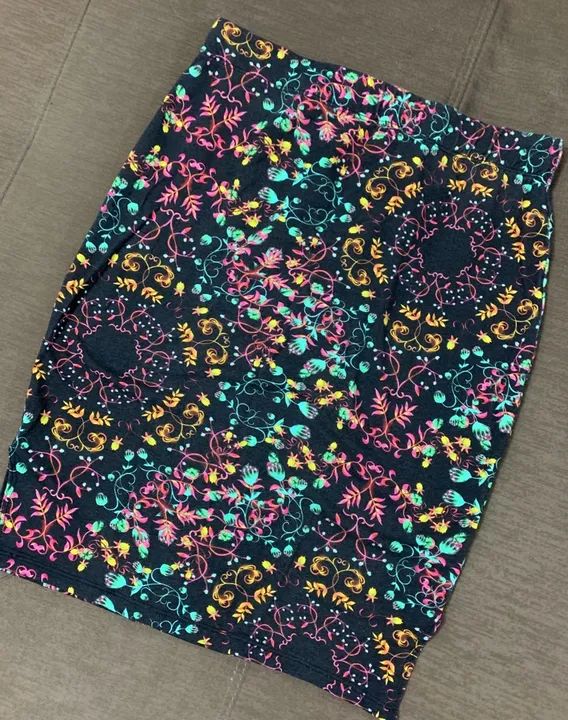 Saia Midi $ 30