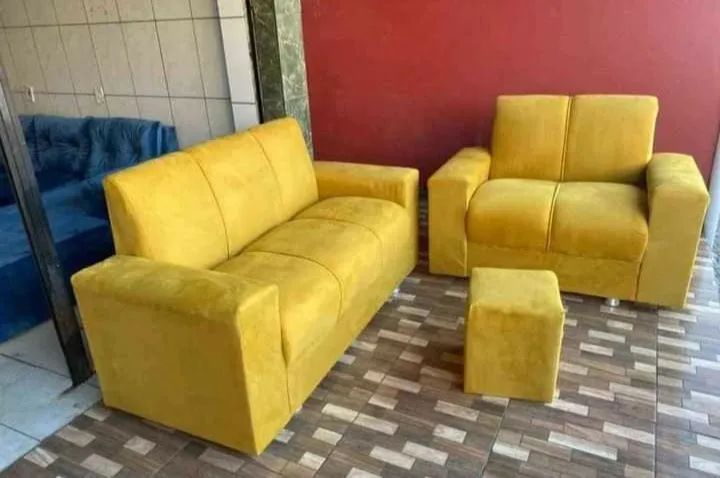 Jogo de sofá 2/3 lugares mais puff de brinde entrega grátis 