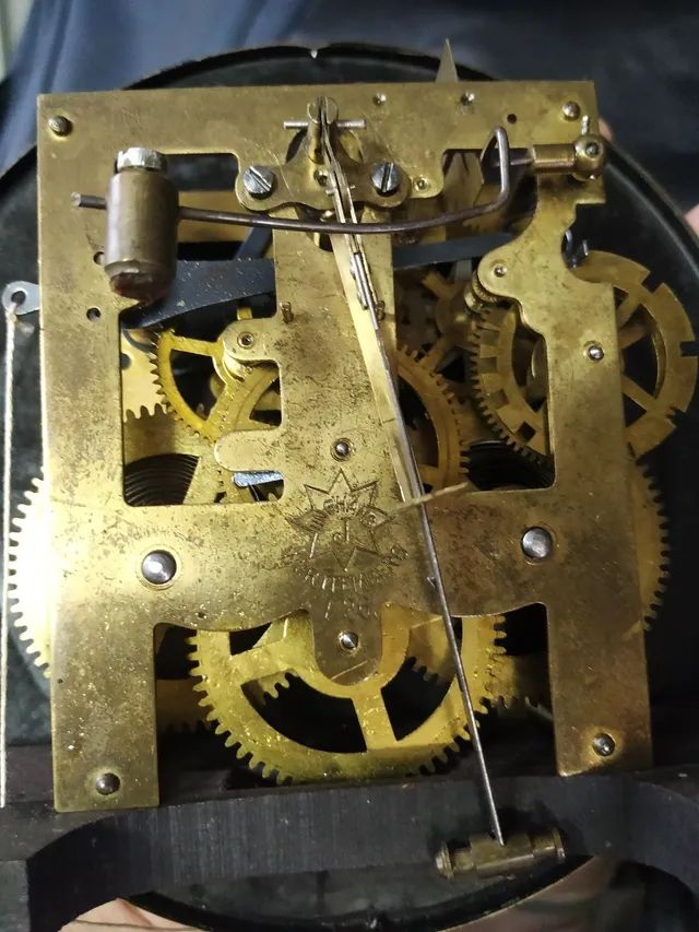 Relógio de parede antigo funcionando - Foto 2