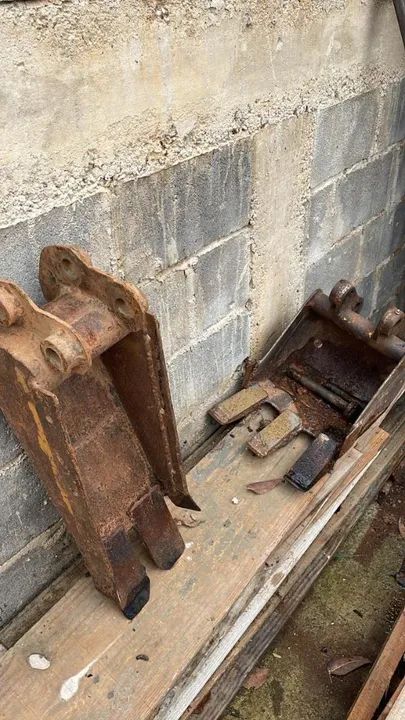 Mini escavadeira Yanmar modelo SV08 ano2011 esteiras de borracha - Foto 2