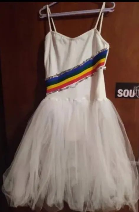 Vestido infanto juvenil Princesas - Foto 3