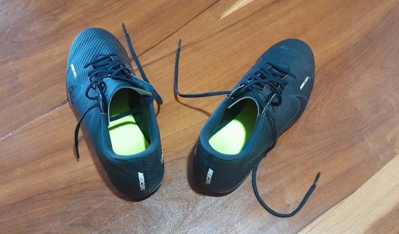 Chuteiras Nike Mercurial - Tamanho 40 - Foto 3