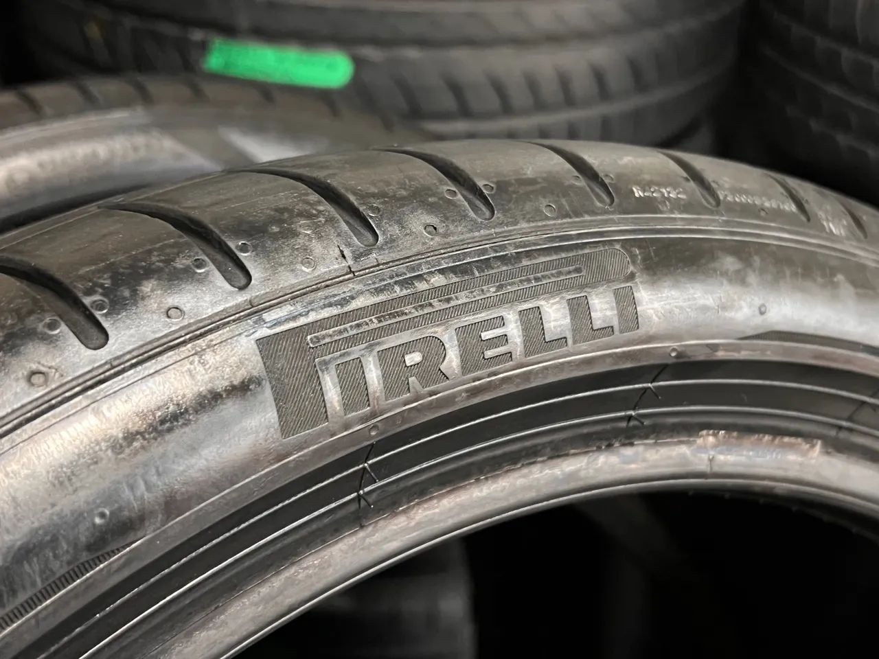 PNEUS ARO 19 - 255/35R19 PIRELLI PZERO RUN FLAT - Foto 4