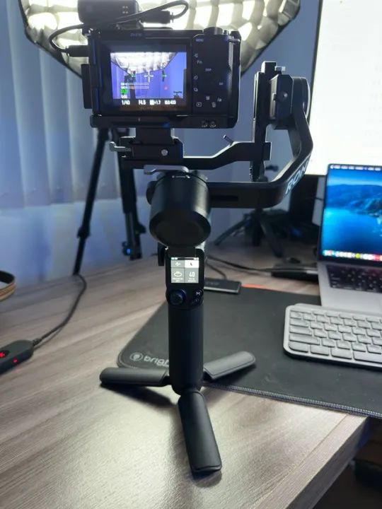 SONY ZVE-10  + GYMBAL DJI + MIC DJI + ACESSORIOS - Foto 6