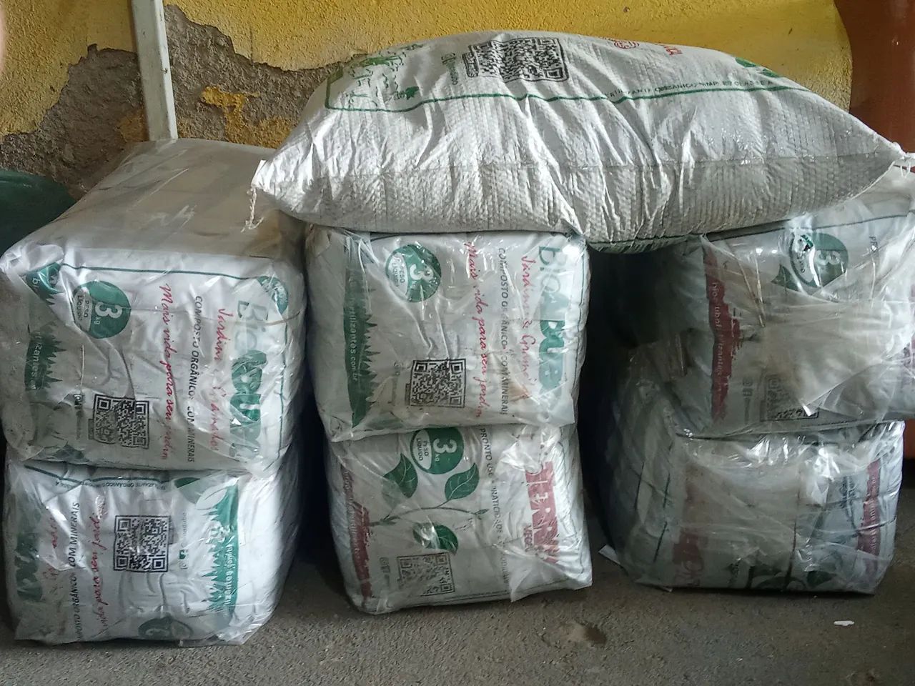 Adubos de 3 kg e 4kgs - Foto 2