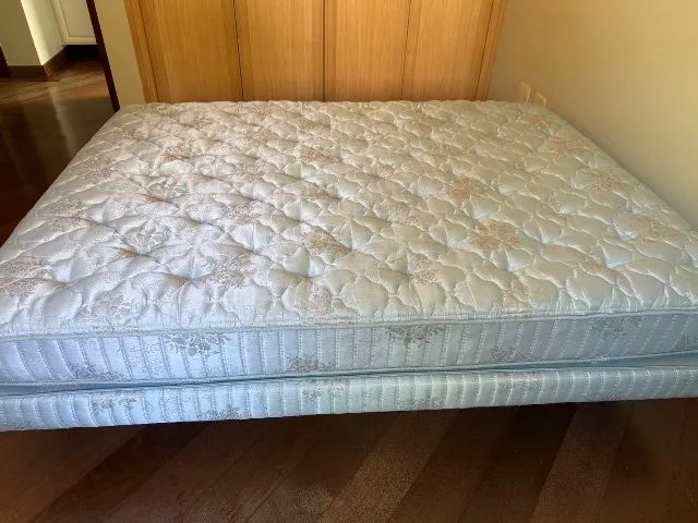 Cama elétrica importada. Ligar p/ saber detalhes 