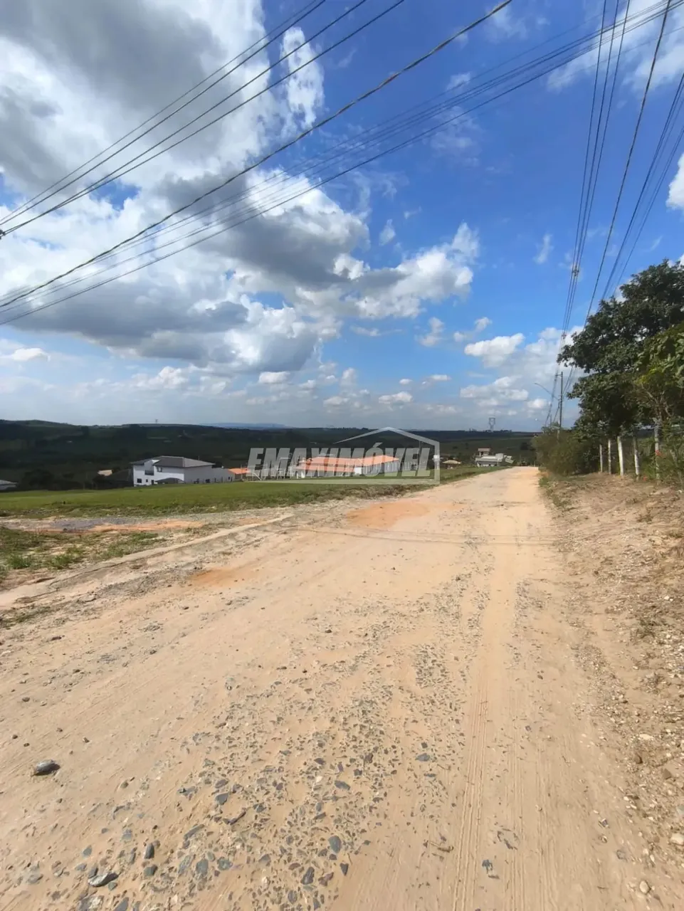 Terreno em Condomínios em Sarapuí