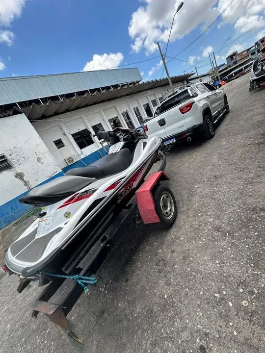 Frete, Reboque de jet e moto,Carreto em Geral & Viagem 