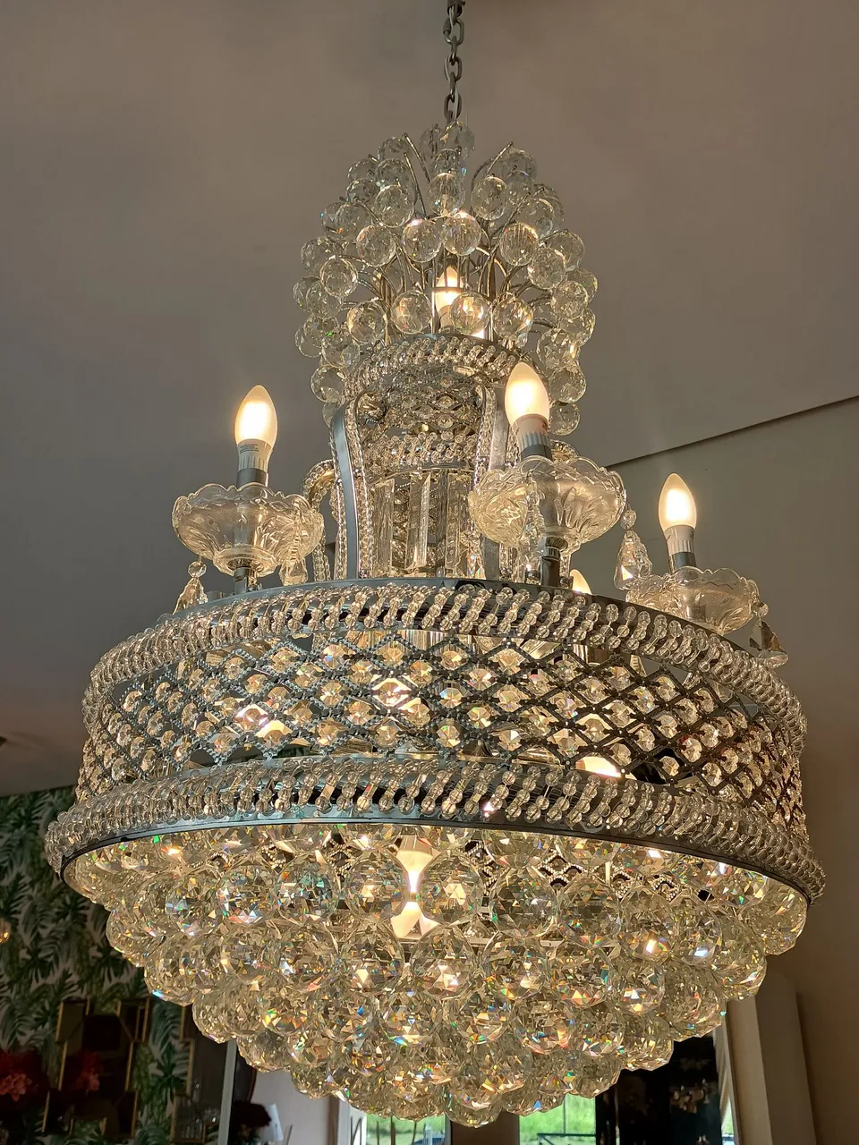Lustre de Cristal Luxuoso - Iluminação Incrível
