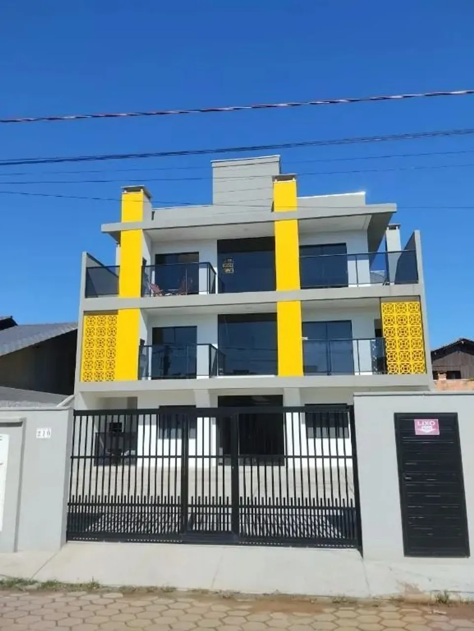 Apartamento com 2 dormitórios para alugar, 70 m² por R$ 2.556/mês incluso IPTU, TAXA DE LI