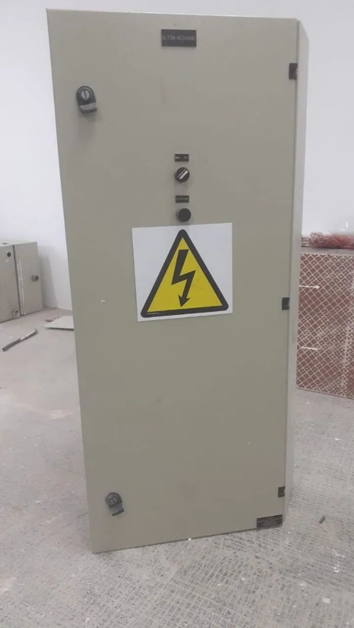 Caixa metálica 1,20