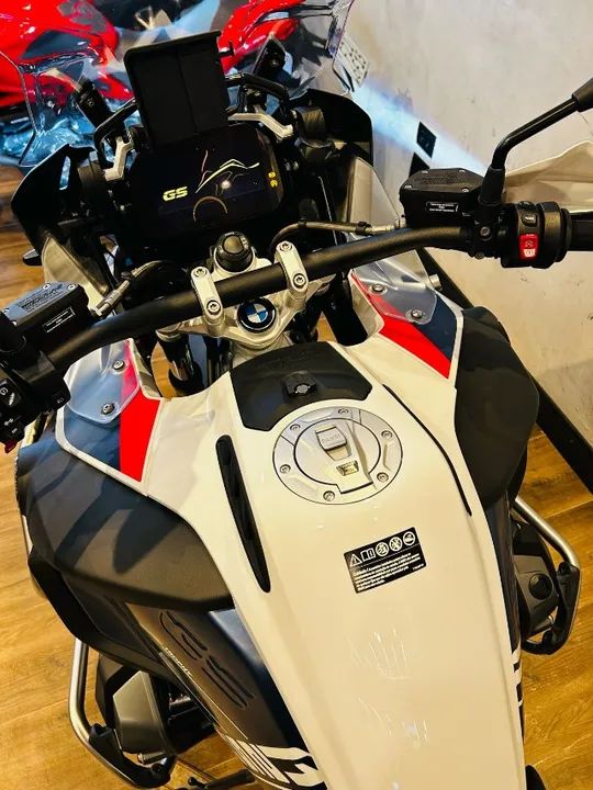 GS 1250 ADVENTURE PREMIUM 2024 - Foto 6