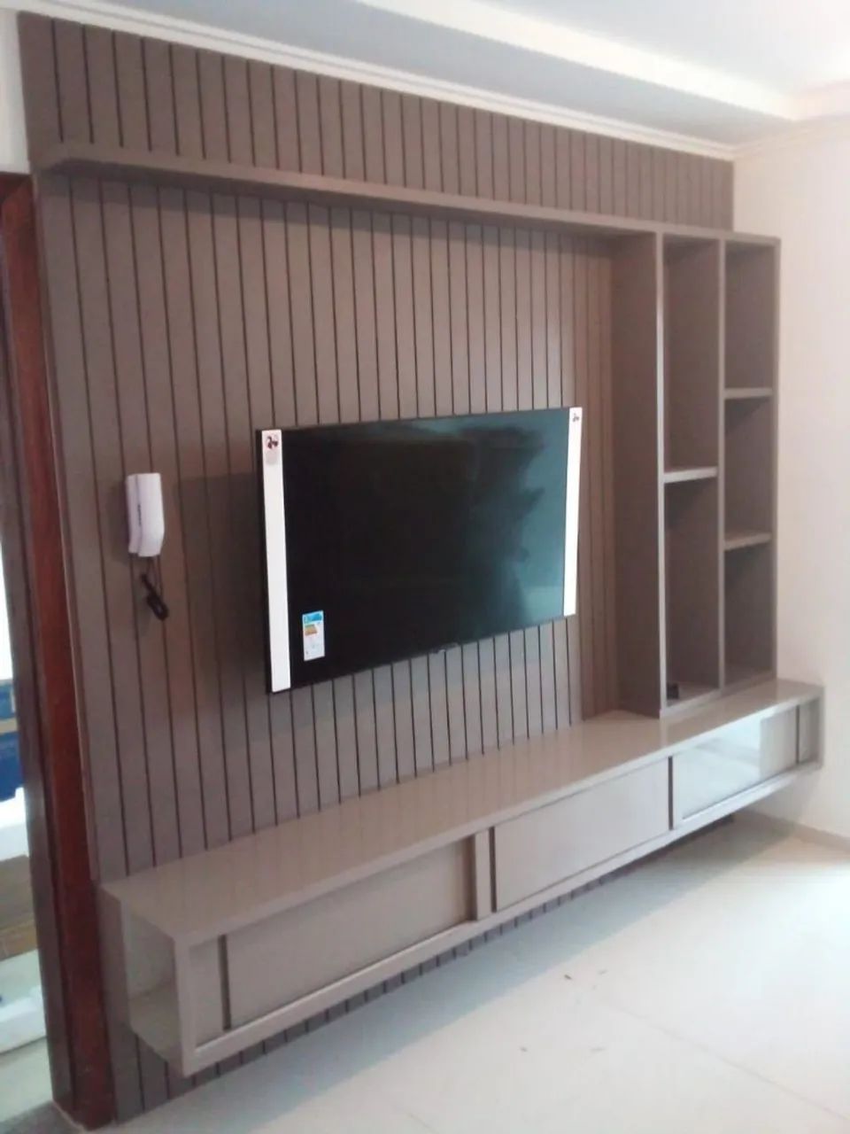 Painel para TV Fabricado em MDF Móvel Planejado  - Foto 5