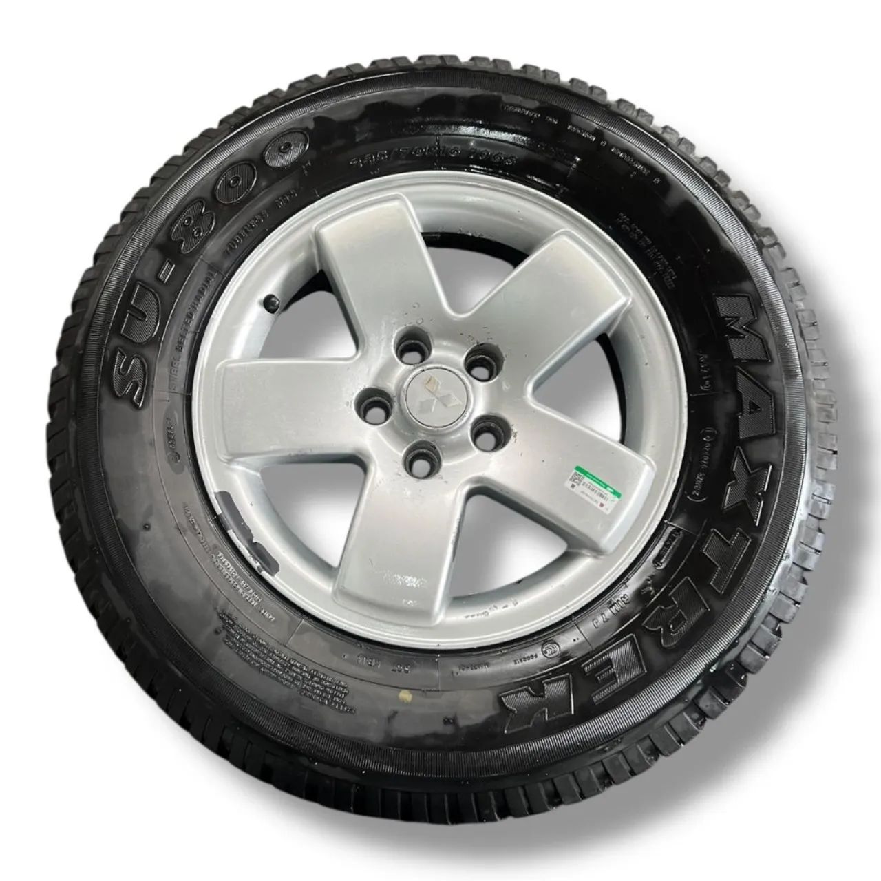 Jogo roda aro 16 com pneu 235 70 Mitsubishi pajero tr4  - Foto 2