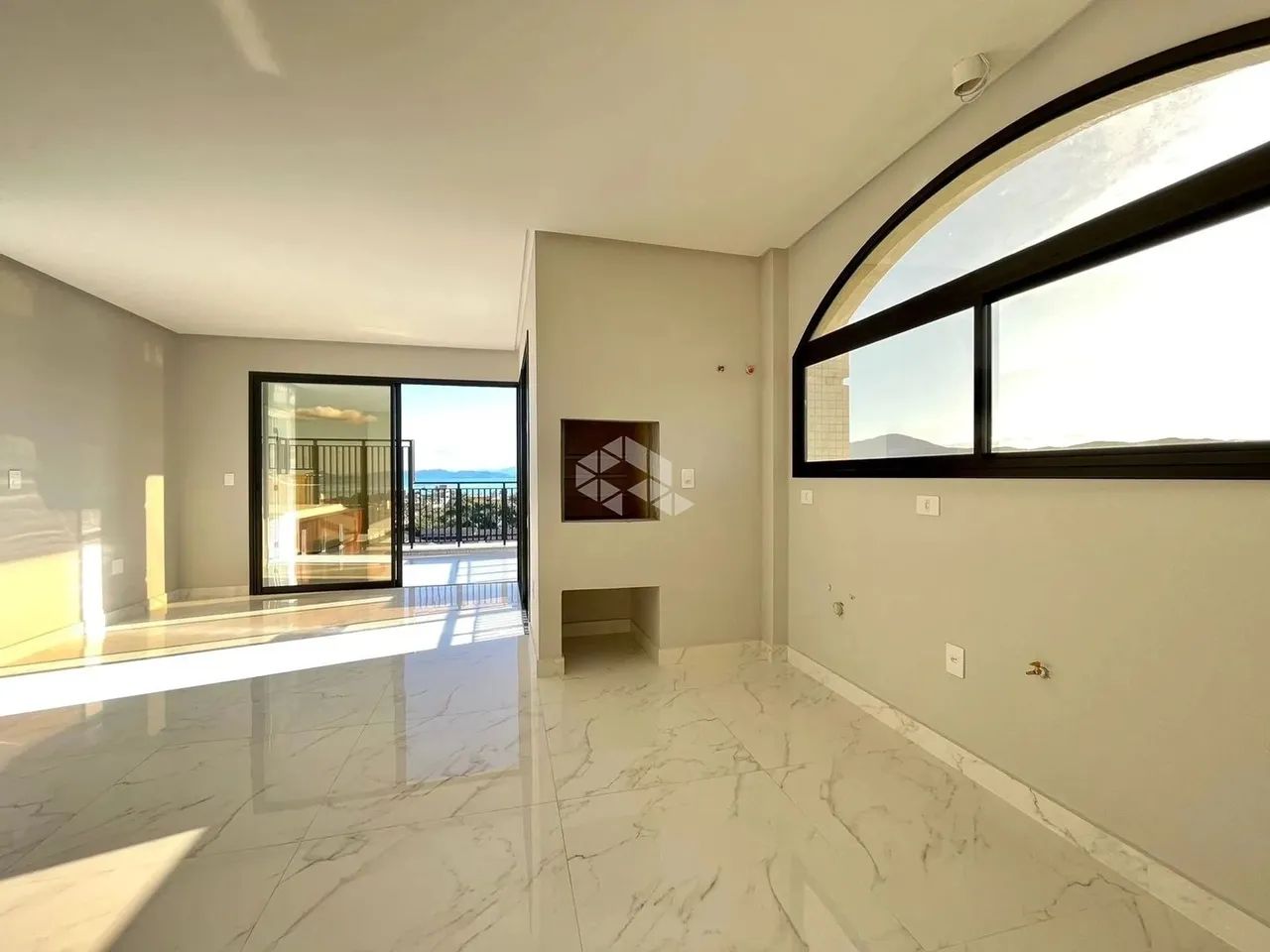 Cobertura Duplex com vista para o mar na praia de Canto grande , Bombinhas . - Foto 4
