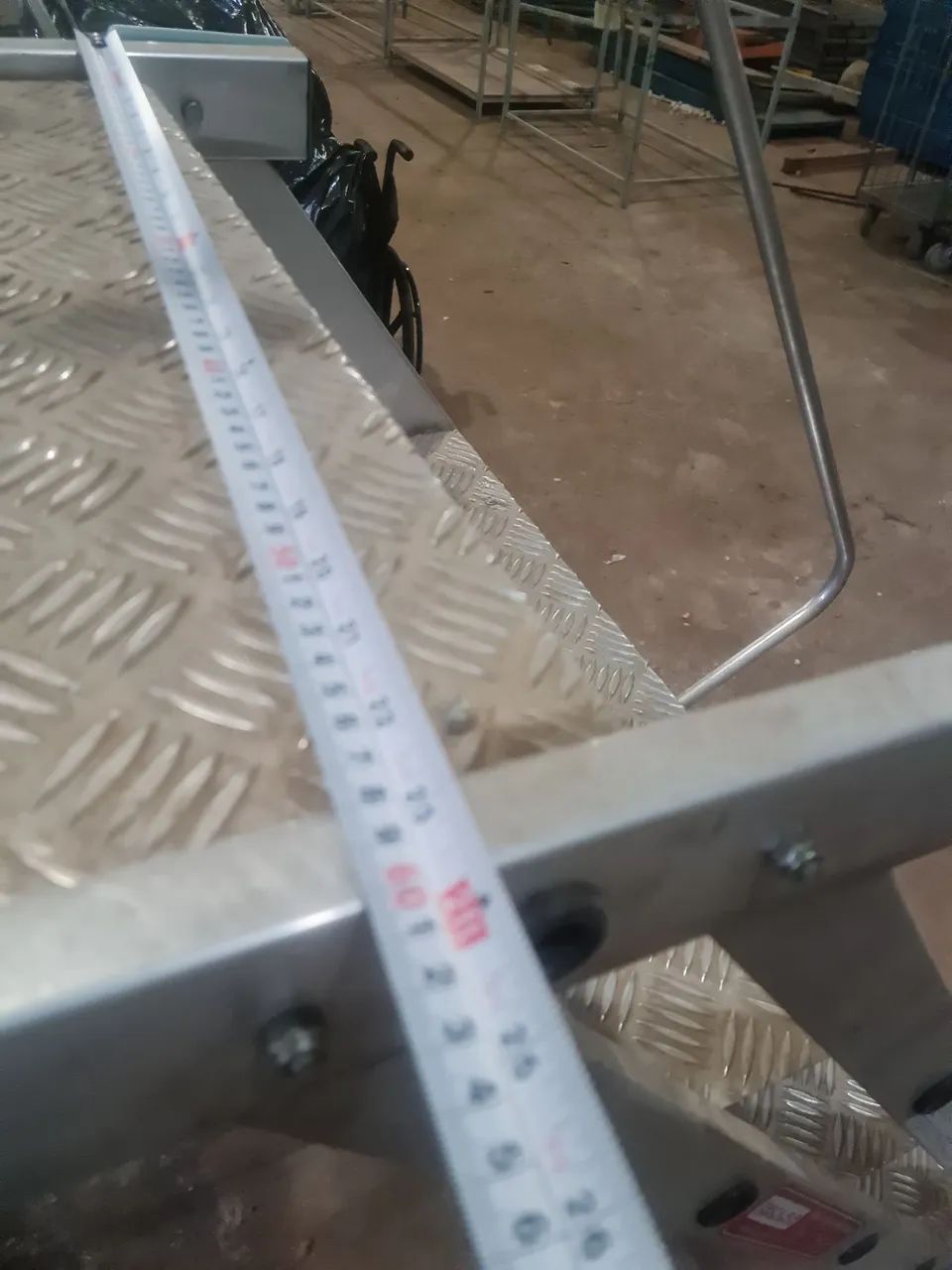 ESCADA ALUMINIO PLATAFORMA 64254009312641121