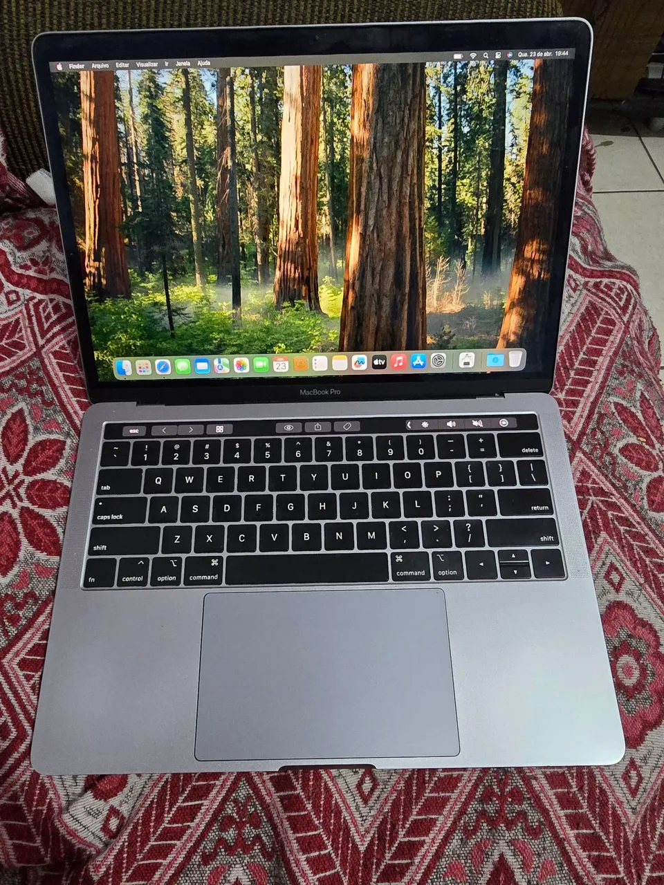 macbook pro 256gb 2019 macbook pro 256gb 2019