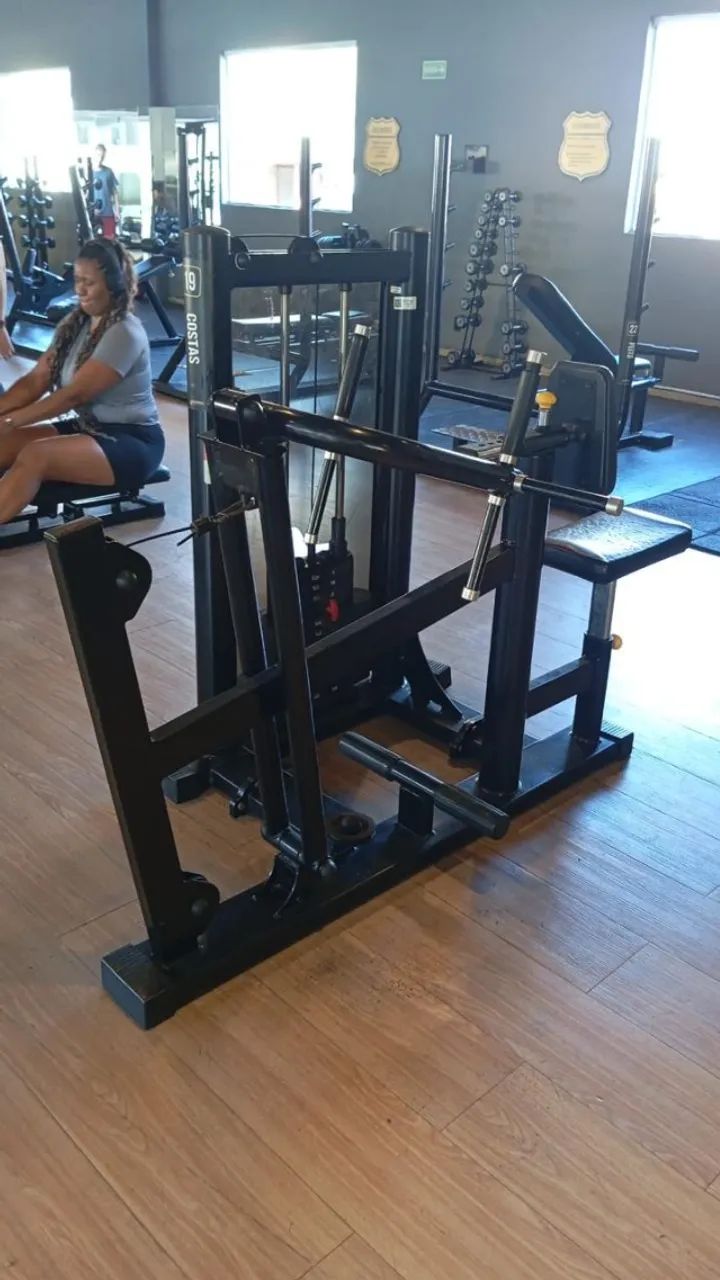 Máquina Remada - CyberGym - Foto 2