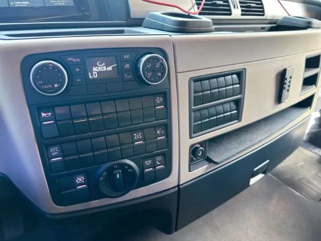Caminhao Vw 29.530 MMT 6x4 - Foto 6