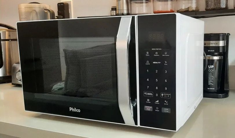 Micro-ondas 25L Philco Função Tira Odor 1100W PM27