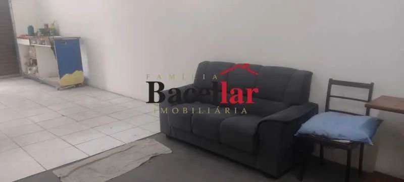 Loja : / Comercial / Pilares