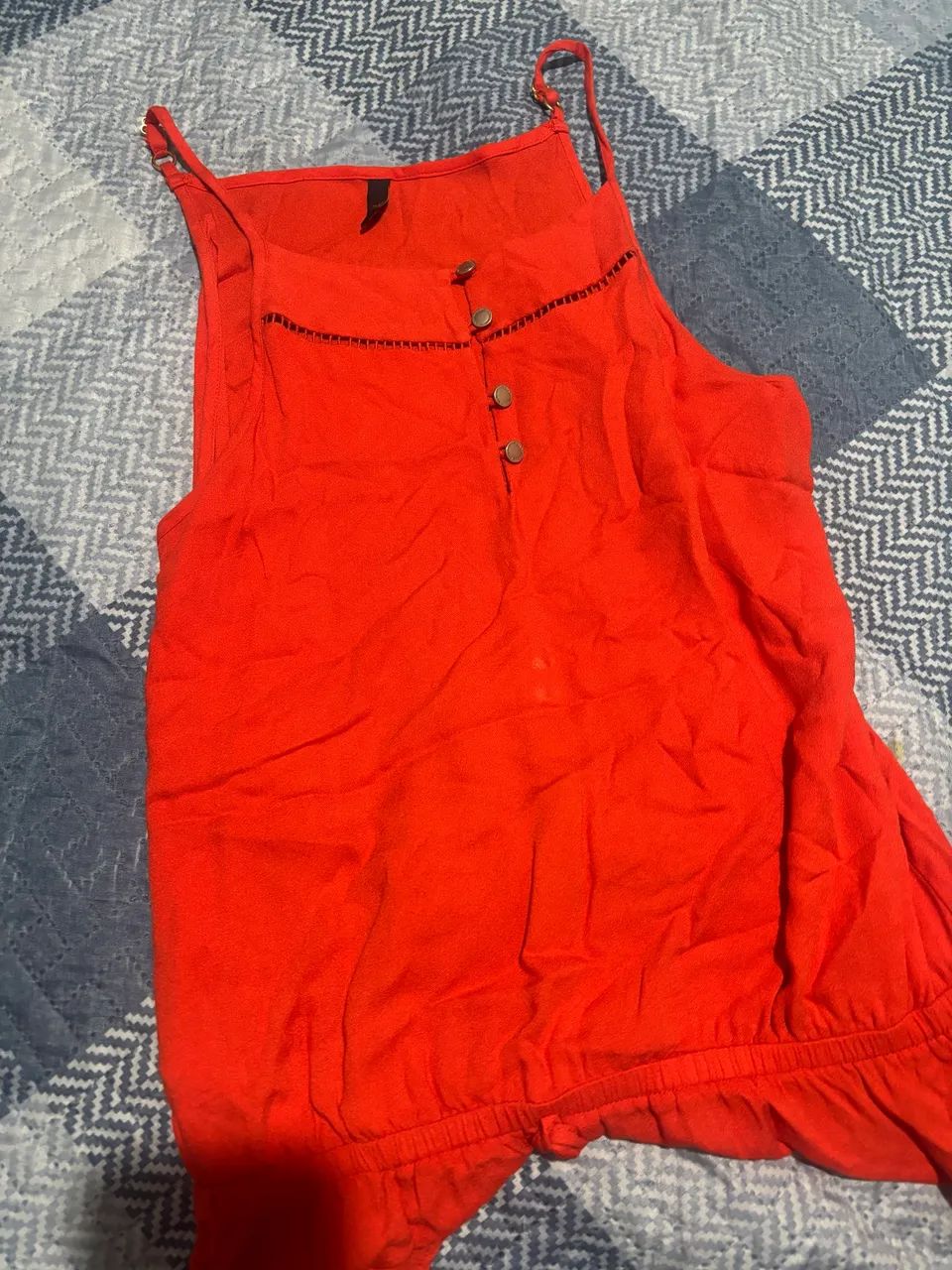 Roupas seminovas - Foto 2