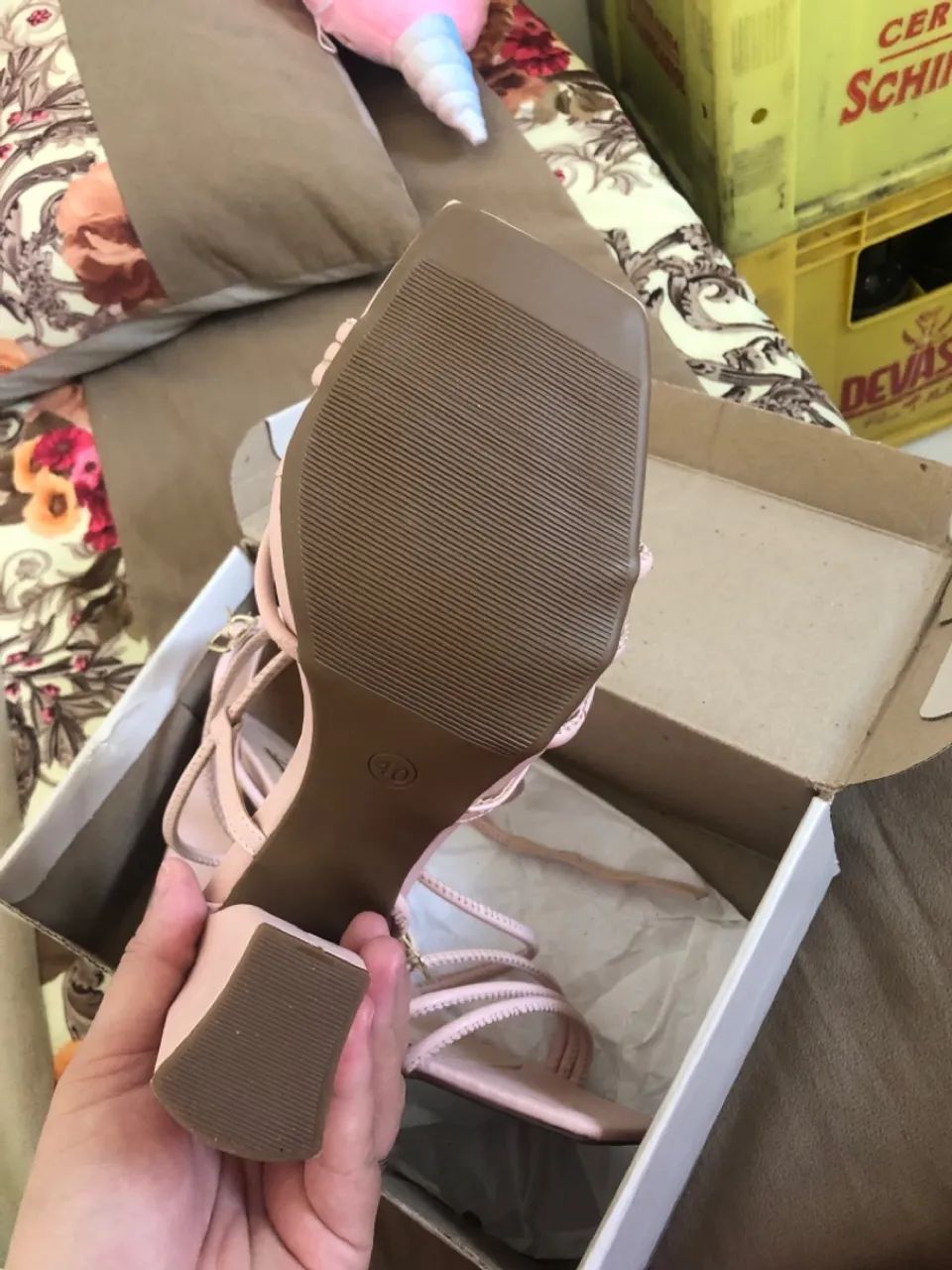 Sandália Rosa Nova - Tamanho 39 - Foto 2