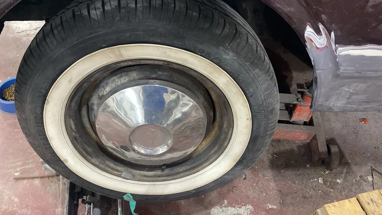 Rodas Opala 74 com pneus novos